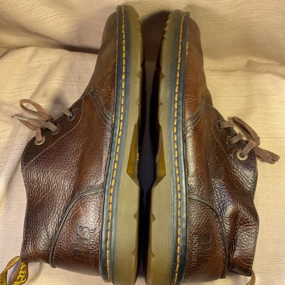 Dr. Martens stamp sz10